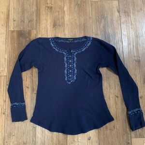 Lucky Brand blue long sleeve top with buttons and embroidery